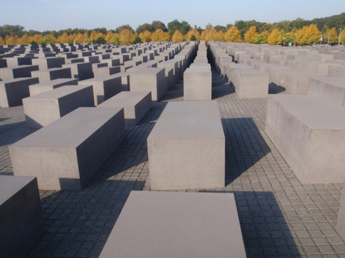 Monument to the Holocaust.